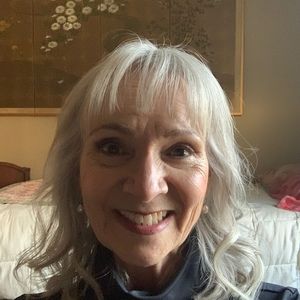 Meet your Posher, Sharon